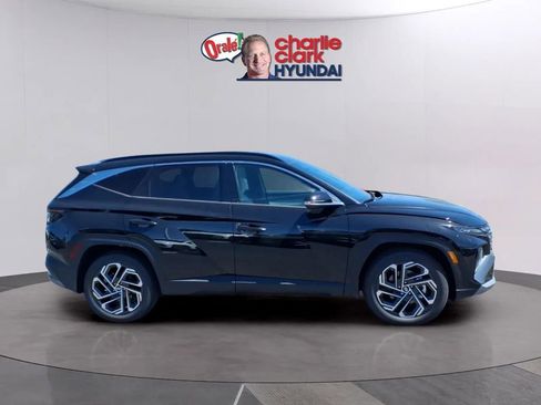 New 2026 Hyundai Tucson Limited FWD image 6