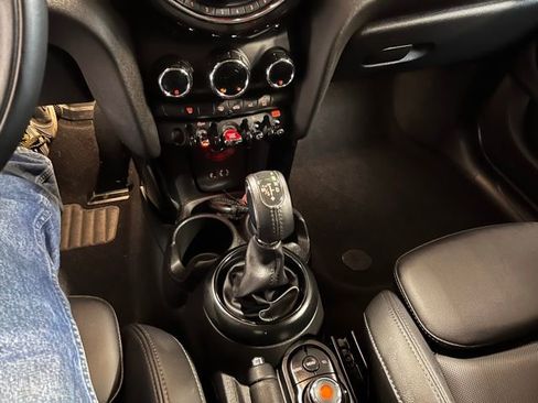 Used 2018 MINI Cooper S FWD image 29