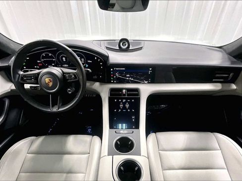 Used 2022 Porsche Taycan Turbo S image 17