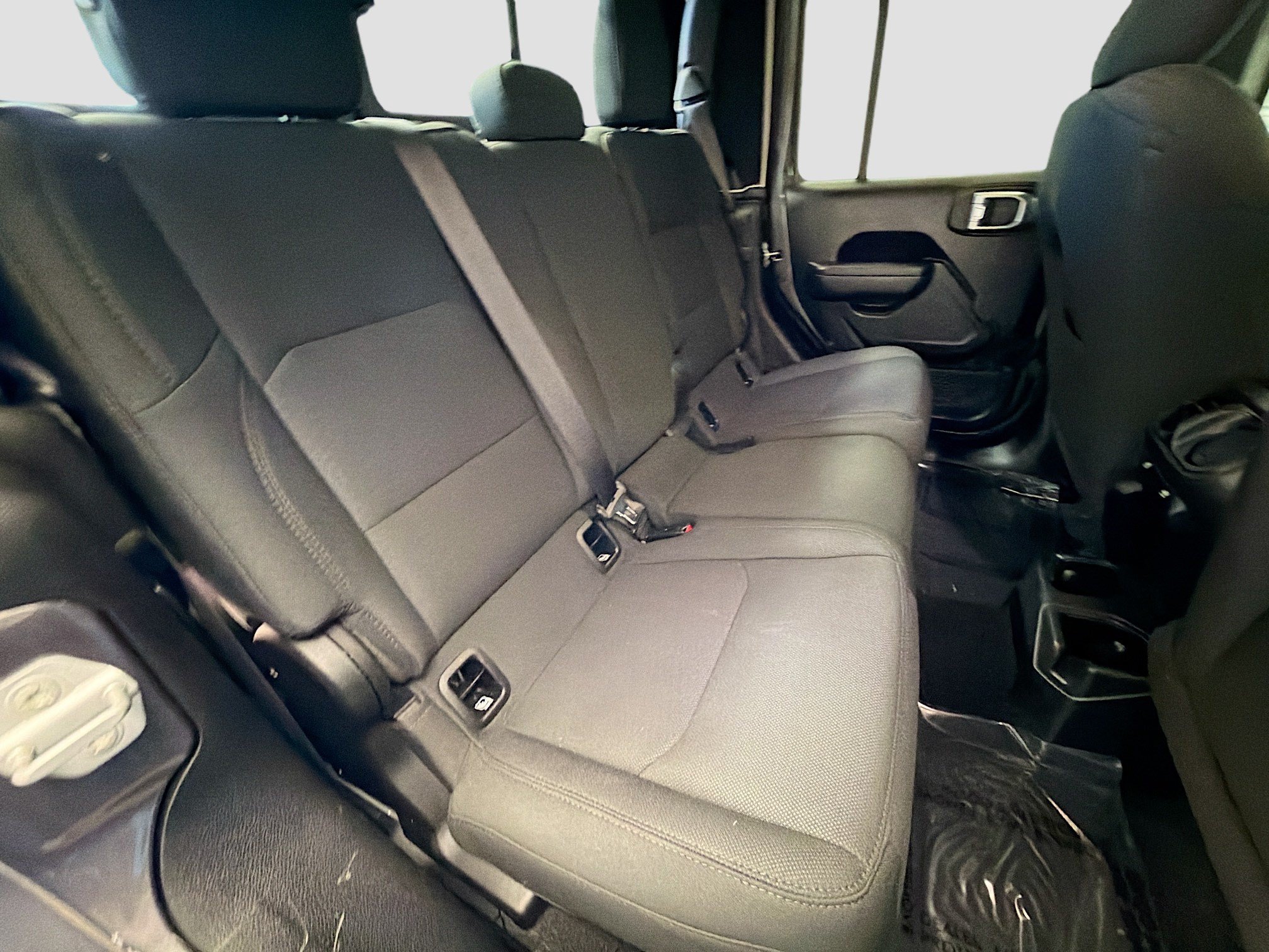 Used 2023 Jeep Gladiator Sport AWD/4WD image 14