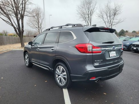 Used 2019 Subaru Ascent Touring image 3