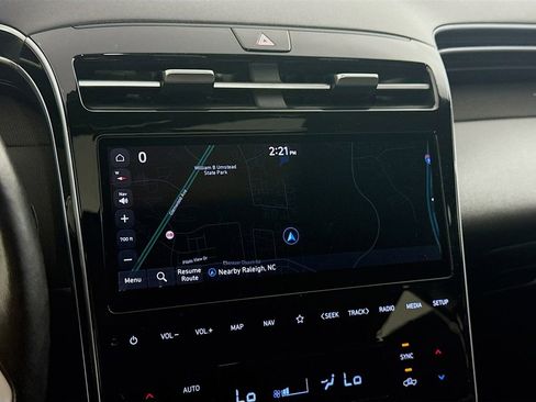 Used 2022 Hyundai Santa Cruz Limited image 40