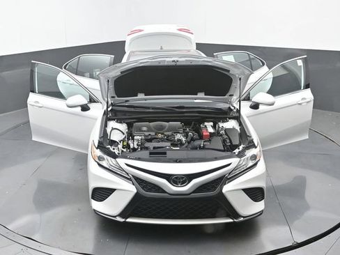 Used 2020 Toyota Camry XSE FWD image 36
