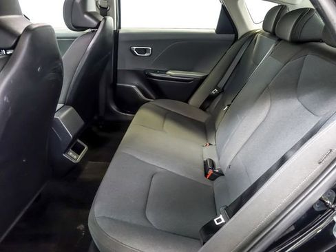 Used 2025 Kia K4 LXS image 14