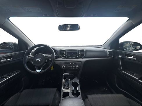 Used 2019 Kia Sportage LX FWD image 18