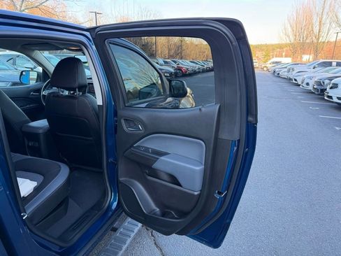 Used 2019 Chevrolet Colorado Z71 AWD/4WD image 25