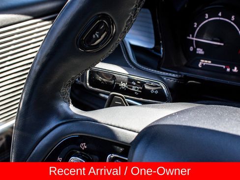 Used 2021 Lincoln Corsair AWD w/ Premium Package image 19