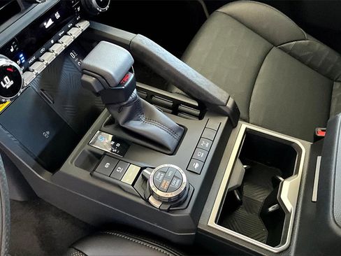 New 2025 Toyota Tacoma TRD Off-Road image 8