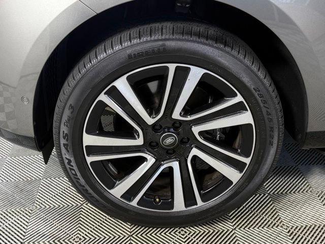 Used 2023 Land Rover Range Rover SE AWD/4WD image 14