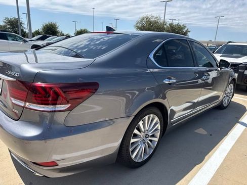 Used 2016 Lexus LS 460 AWD w/ Comfort Package image 3