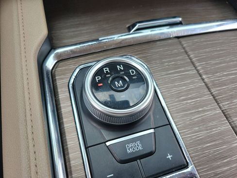 Used 2023 Ford Expedition Limited RWD image 28