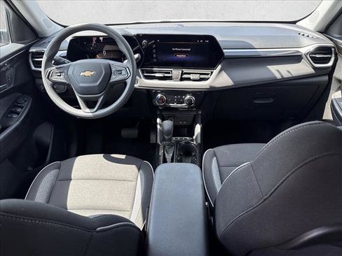 Used 2026 Chevrolet TrailBlazer LT FWD image 23
