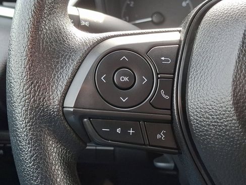 Used 2025 Toyota Corolla LE FWD image 22