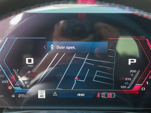 Used 2027 BMW M4 xDrive Competition w/ M Driver's Package AWD/4WD image 23