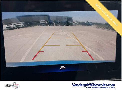 Used 2025 Chevrolet Trax LT w/ Driver Confidence Package FWD image 17