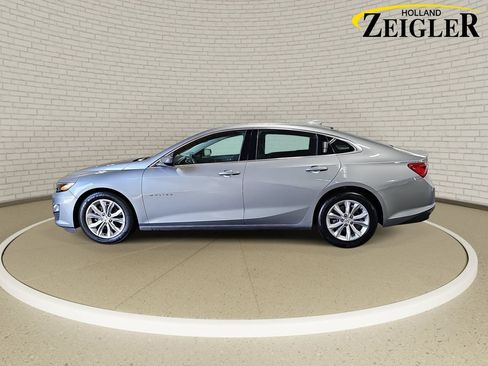 Used 2024 Chevrolet Malibu LT FWD image 8