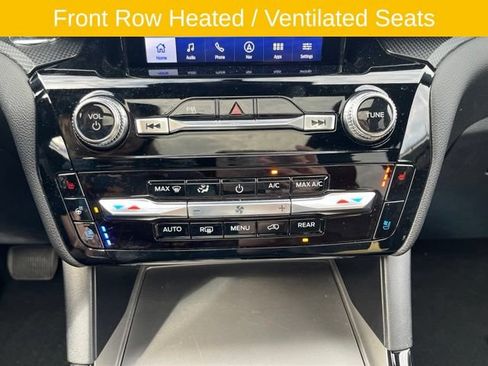 Used 2024 Ford Explorer ST w/ Equipment Group 401A AWD/4WD image 21