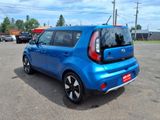 Used 2019 Kia Soul + image 3