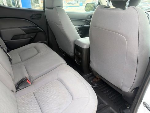 Used 2021 Chevrolet Colorado W/T w/ WT Convenience Package AWD/4WD image 29
