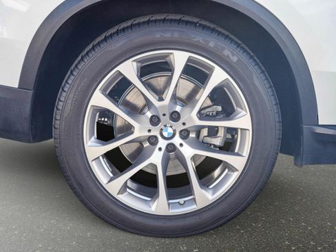 Used 2022 BMW X5 xDrive40i image 12