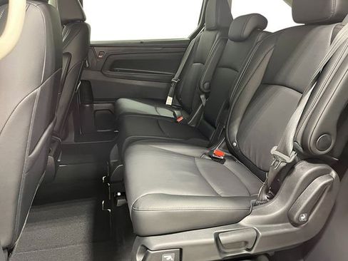New 2026 Honda Odyssey Touring image 22