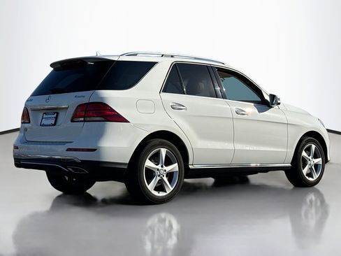Used 2016 Mercedes-Benz GLE 350 4MATIC image 2