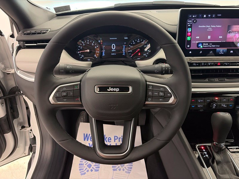 Used 2024 Jeep Compass Limited AWD/4WD image 21
