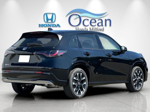 New 2026 Honda HR-V EX-L image 5