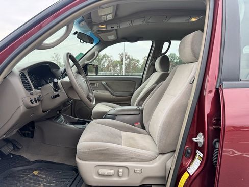 Used 2007 Toyota Sequoia SR5 image 14