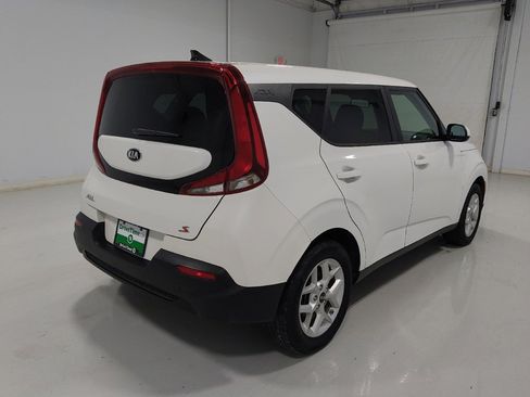 Used 2020 Kia Soul S image 9