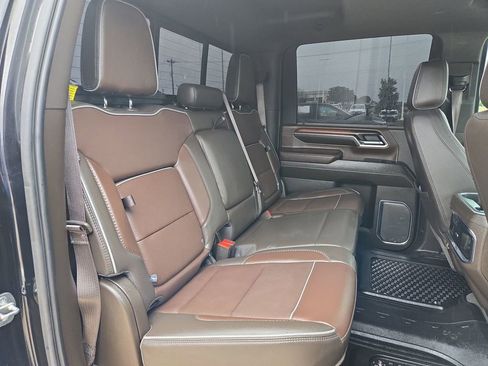 Used 2024 GMC Sierra 3500 Denali w/ Technology Package AWD/4WD image 28