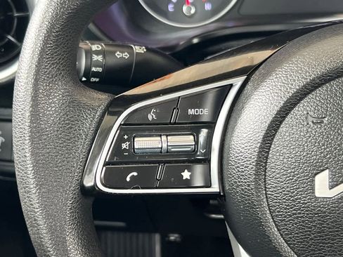 Used 2023 Kia Forte LXS image 23