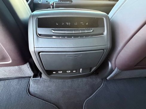 Used 2024 Cadillac Escalade V AWD/4WD image 19