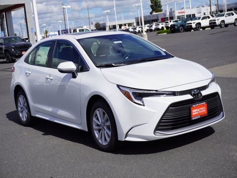 New 2026 Toyota Corolla XLE image 25