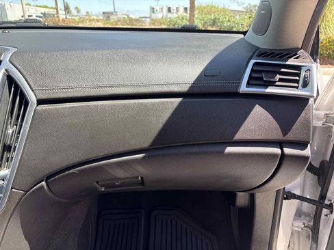 Used 2016 Cadillac SRX Luxury w/ Driver Awareness Package FWD image 17