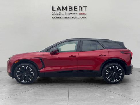 Used 2026 Chevrolet Blazer EV RS w/ Super Cruise Package AWD/4WD image 2