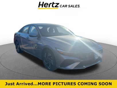 Used 2025 Hyundai Elantra Limited