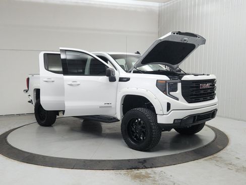 Used 2024 GMC Sierra 1500 Elevation w/ Preferred Package AWD/4WD image 10