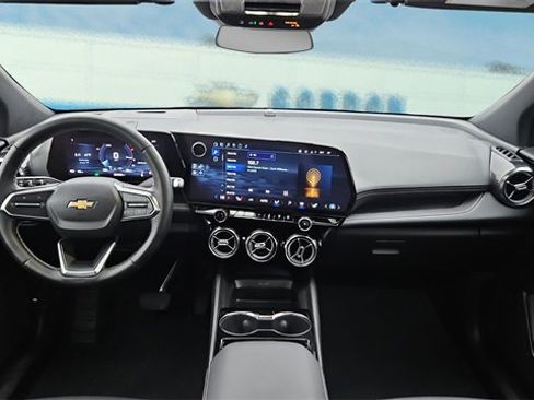 Used 2024 Chevrolet Blazer EV LT image 15
