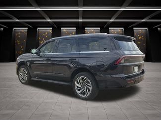 New 2026 Lincoln Navigator Premiere AWD/4WD video 3