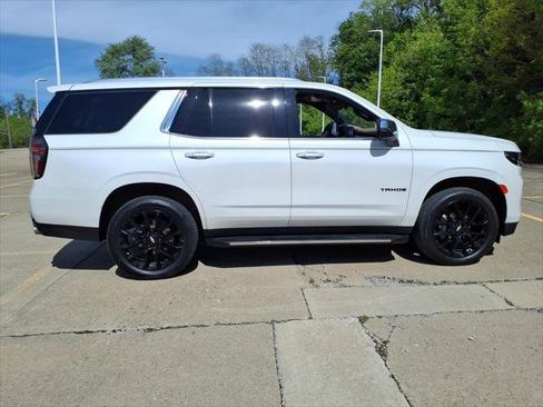 Used 2023 Chevrolet Tahoe Premier AWD/4WD image 7