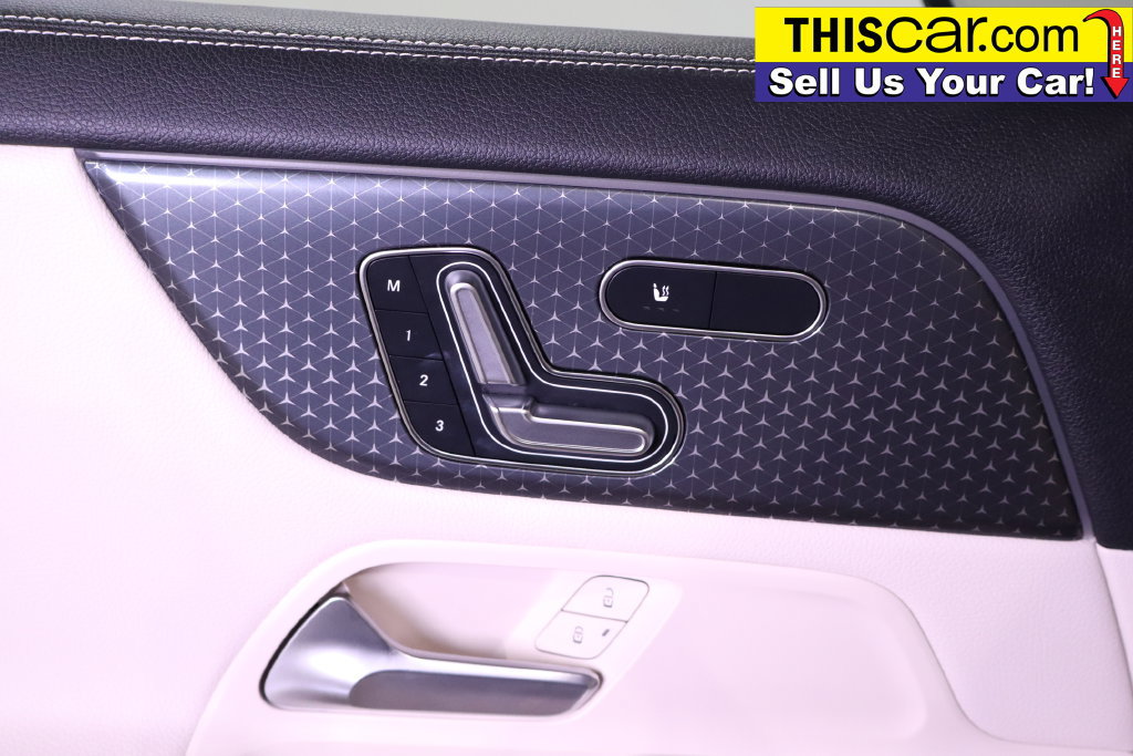 Used 2025 Mercedes-Benz GLA 250 image 36