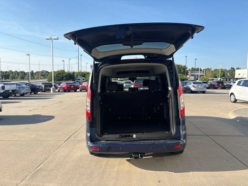 Used 2017 Ford Transit Connect XLT FWD image 34