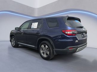 Certified 2025 Honda Pilot EX-L video 3