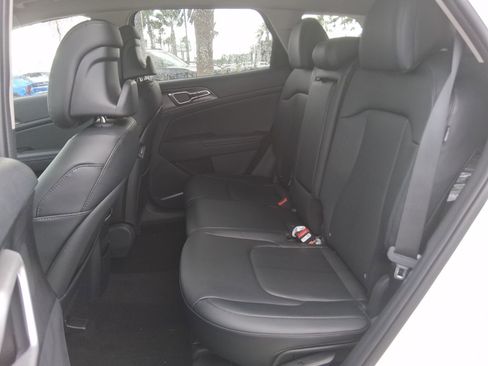 New 2026 Kia Sportage EX FWD image 17