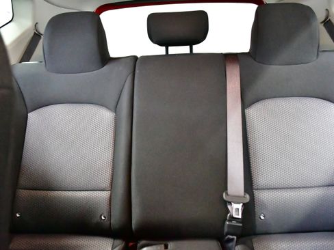 Used 2025 Kia Soul LX w/ LX Technology Package image 12