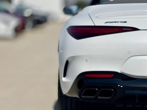 New 2026 Mercedes-Benz SL 63 AMG S e Performance 4MATIC image 41