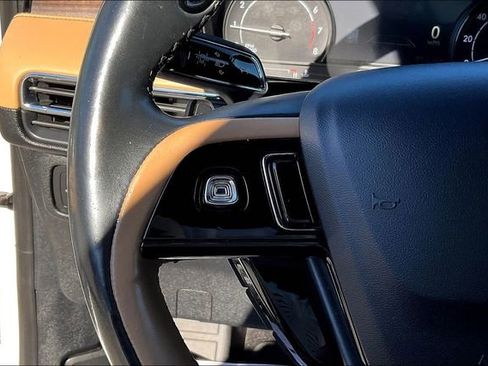 Used 2020 Lincoln Corsair Reserve w/ Equipment Group 201A image 11