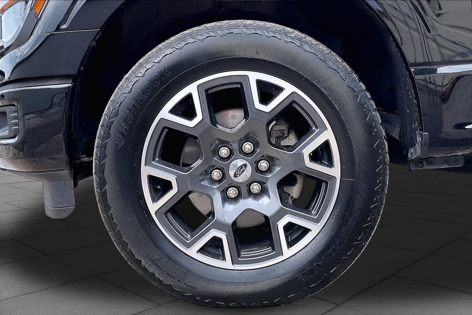 Used 2024 Ford F150 STX AWD/4WD image 9