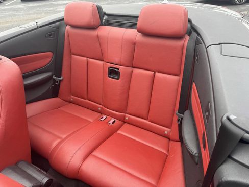 Used 2009 BMW 128i Convertible image 9